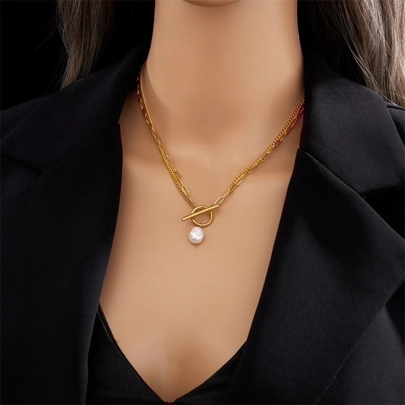 Layered Gold Plated Artificial Pearls Pendant Necklace